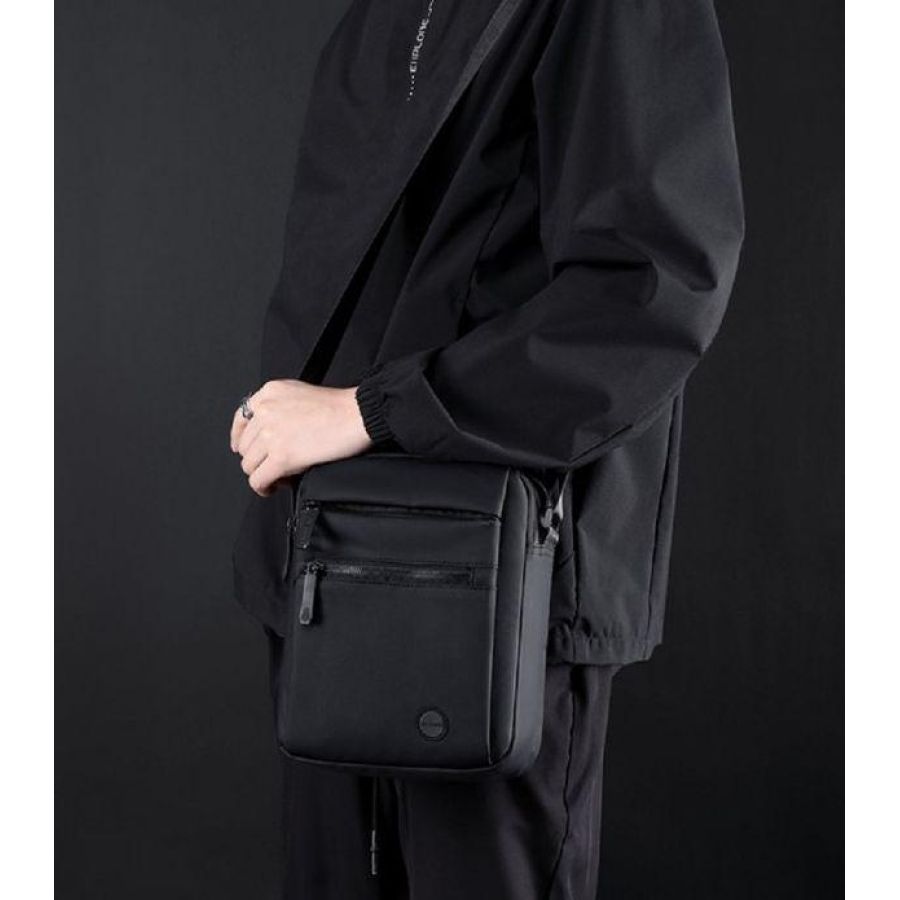 Мужской мессенджер Tiding Bag A25-223A натуральная кожа 18×21×7 см Черный