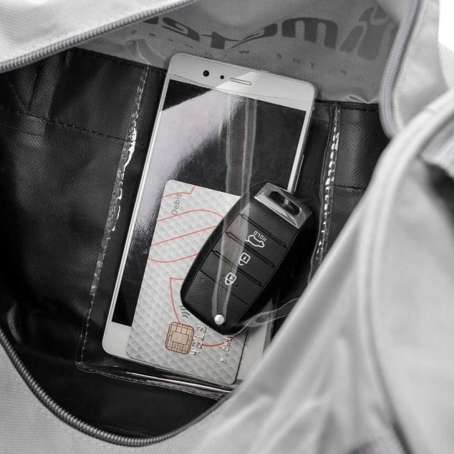 Cпортивная сумка с отделом для обуви Fitness Meteor Siggy Bag 74547 25L Черная