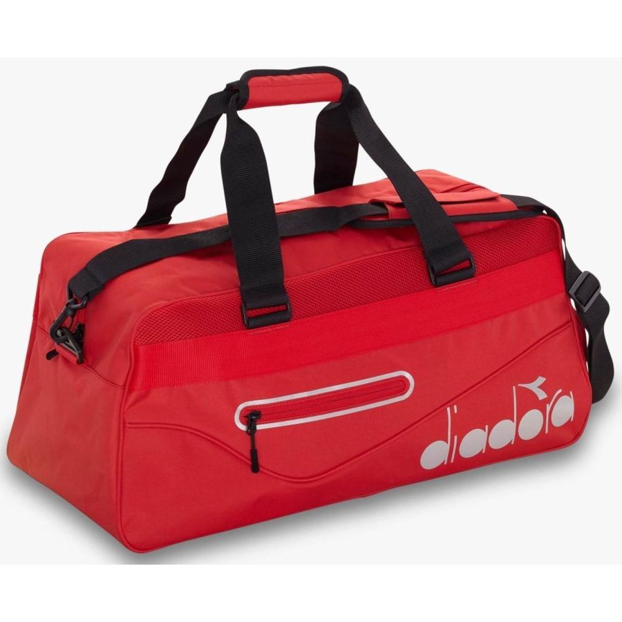 Вместительная спортивная сумка с отделом для обуви Diadora Bag Tennis 45735	55L Красная