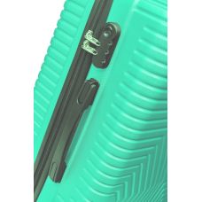 Малый пластиковый чемодан на колесах 45L GD Polo cалатовый