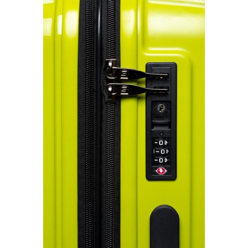 Маленький чемодан на колесах их поликарбоната 42L Sumdex салатовый