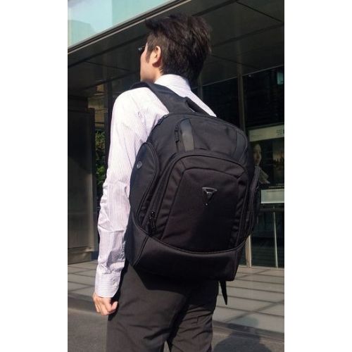 Рюкзак городской для ноутбука 17 дюймов Sumdex PON-399BK Черный