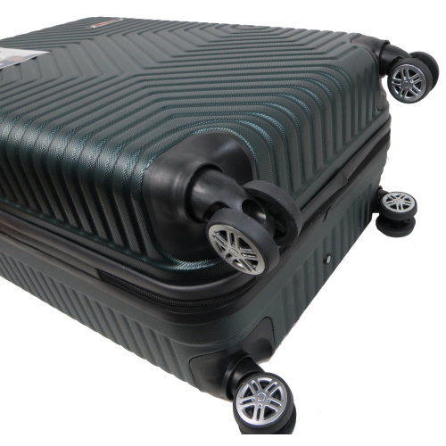 Пластиковый чемодан на колесах средний размер 70L GD Polo изумрудный