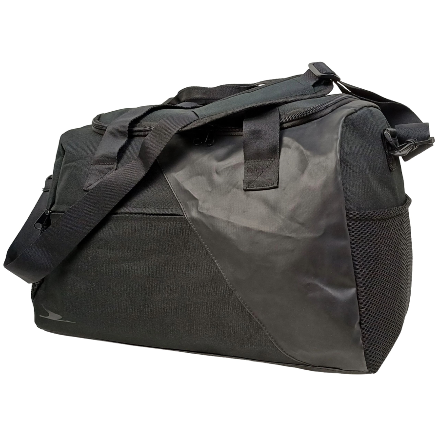 Сумка спортивная Live in style 30L, черная, для тренировок, с прорезиненным дном