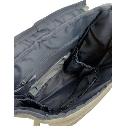 Рюкзак для мам с пеленальными ковриками Live in Style 16 л 40.5x24x19 см полиэстер бежевый