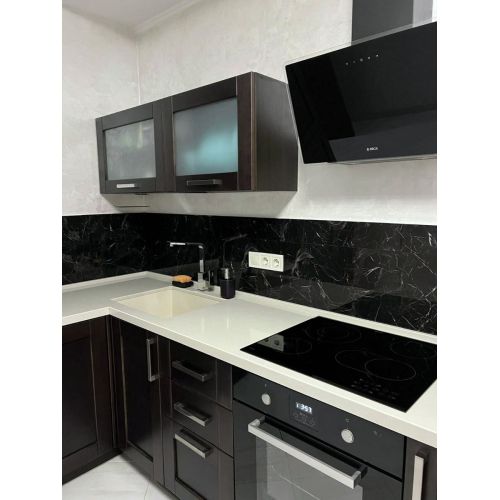 Самоклеющаяся виниловая плитка 600х300х1,5мм, цена за 1 шт. (СВП-106) Глянец SW-00000495