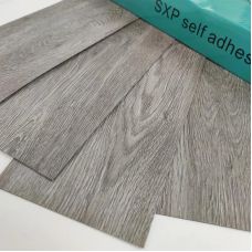 Самоклеящаяся виниловая плитка пепельное дерево, цена за 1 шт. (СВП-003)