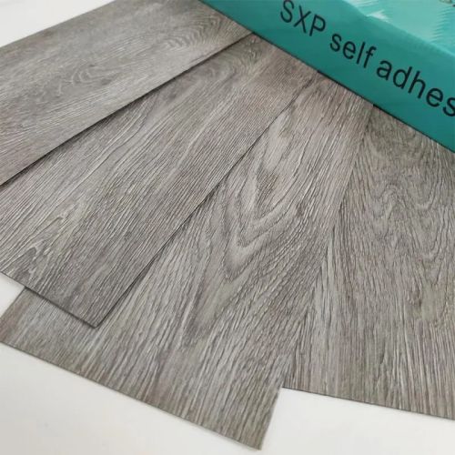 Самоклеящаяся виниловая плитка пепельное дерево, цена за 1 шт. (СВП-003)