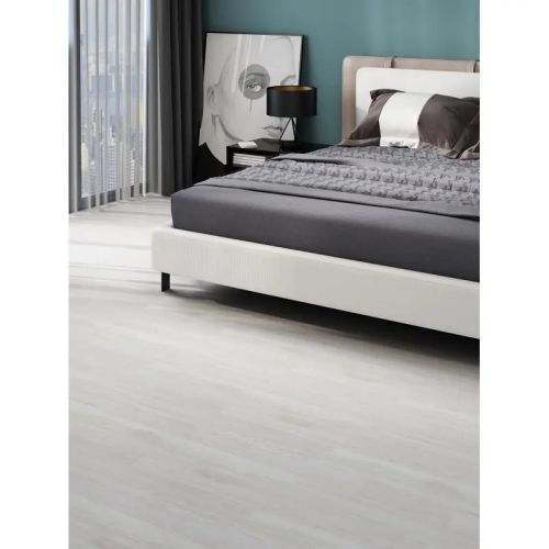 Самоклеящаяся виниловая плитка молочное дерево, цена за 1 шт. (СВП-009)