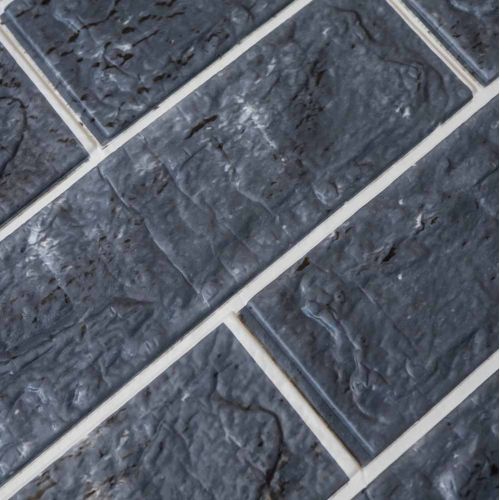 Самоклеющаяся декоративная 3D панель кирпич контраст графит 680x680x4 мм