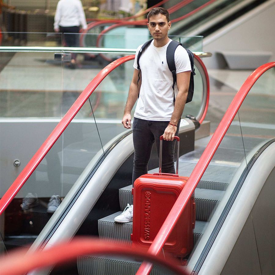 Чемодан Swissbrand London (M) Red (SWB_LHLON201M) Discounted