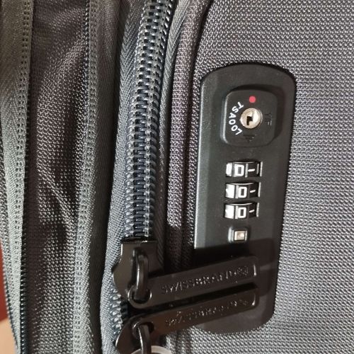 Чемодан Swissbrand Celtic (S) Dark Grey (SWB_LSCEL803S)