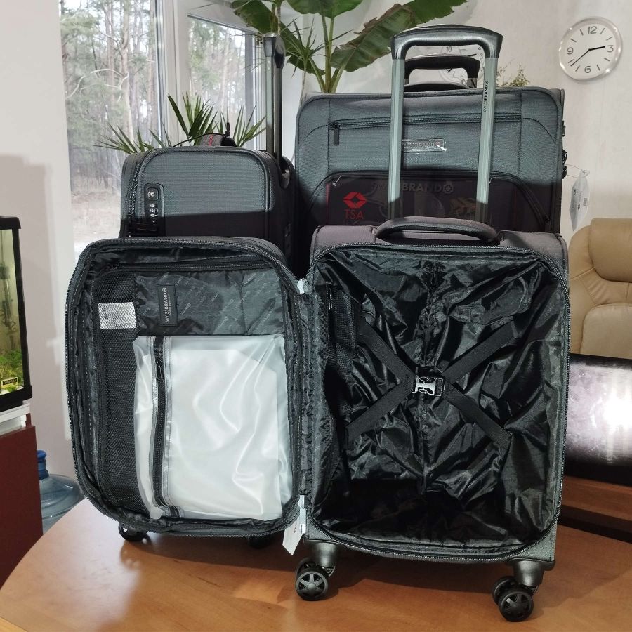 Чемодан средний Swissbrand Celtic (M) Polyester Dark Grey (SWB_LSCEL803M)