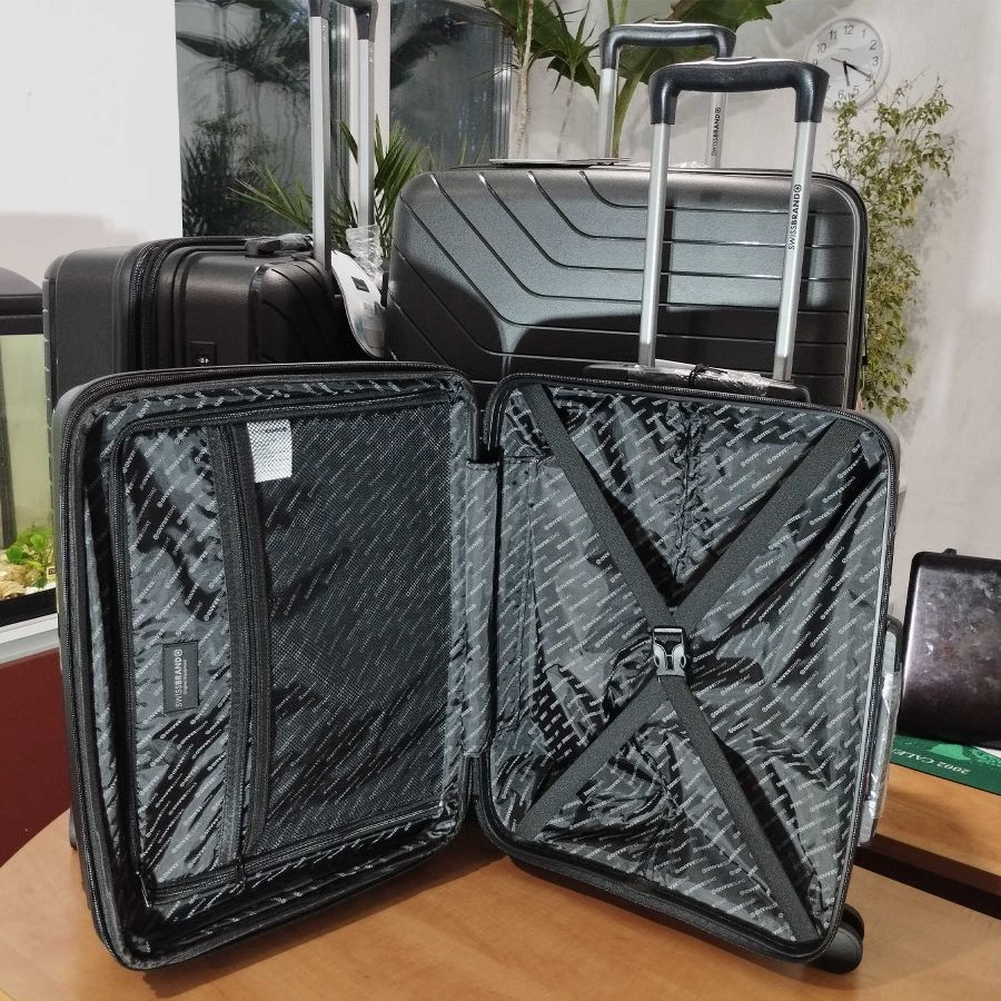Чемодан средний Swissbrand Eden (M) Polypropylene Black (SWB_LHEDE001M)