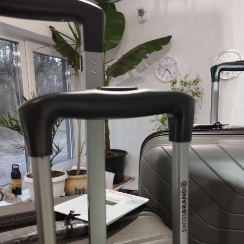 Чемодан большой Swissbrand Eden (L) Polypropylene Charcoal (SWB_LHEDE174L)