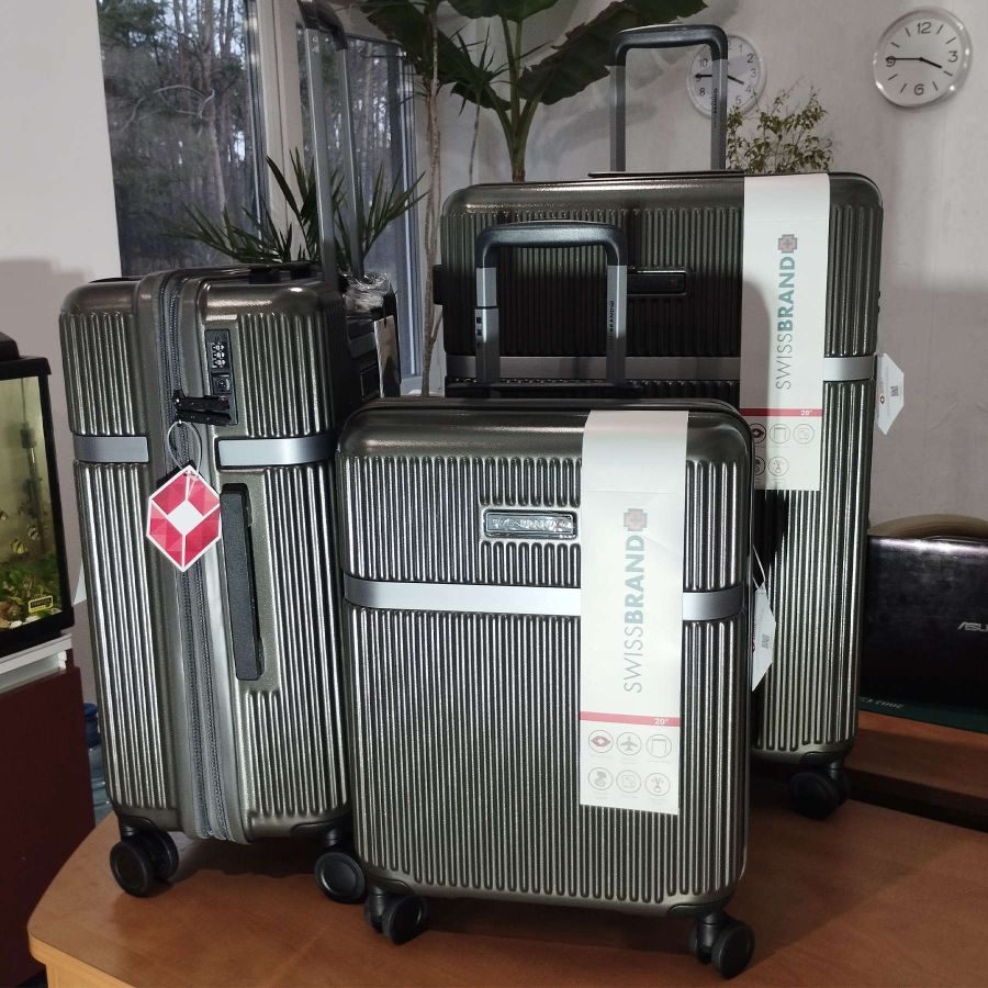 Чемодан большой Swissbrand Hazel (L) Polycarbonate/ABS-Plastic Charcoal (SWB_LHHAZ174L)