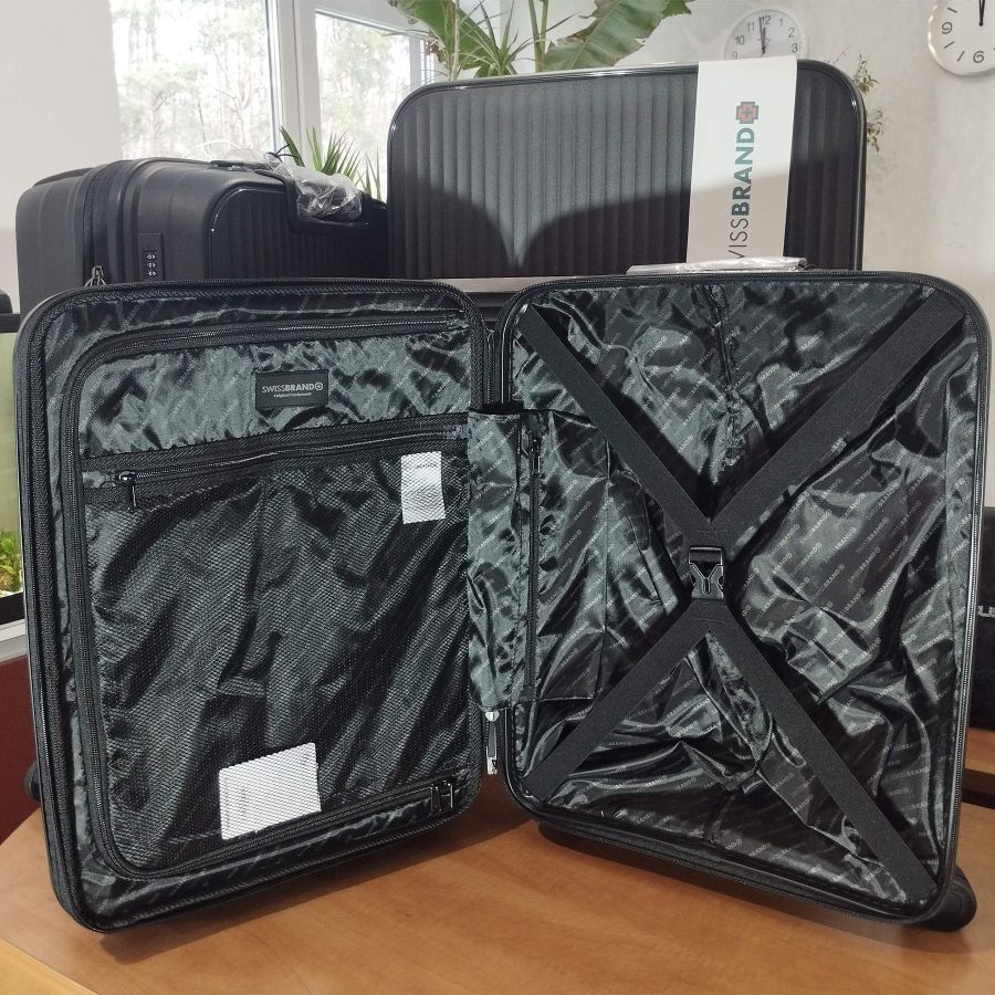 Чемодан маленький под ручную кладь Swissbrand Malden (S) Polypropylene Black (SWB_LHMAL001S)