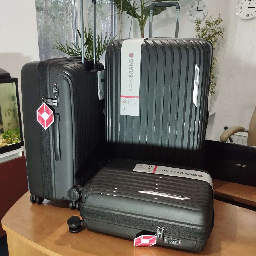 Чемодан большой Swissbrand Narberth (L) Polypropylene Black (SWB_LHNAR001L)