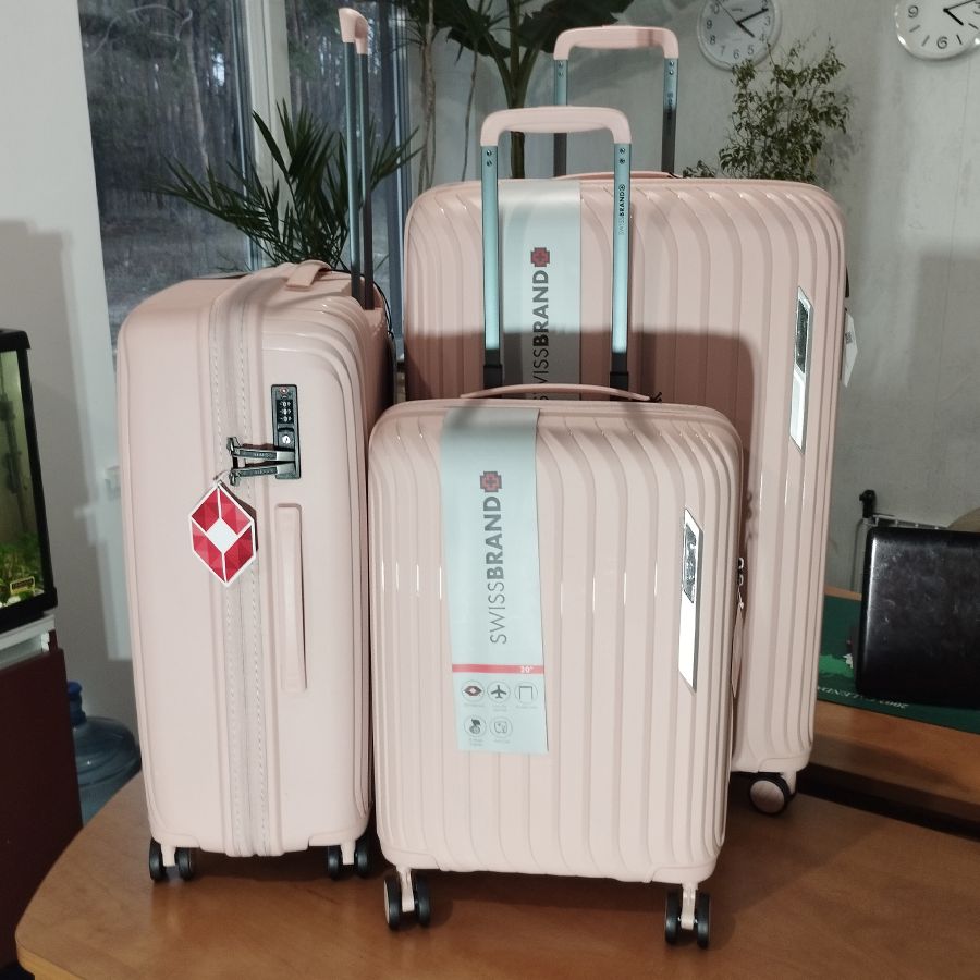 Чемодан Swissbrand Narberth (M) Light Pink (SWB_LHNAR008M)