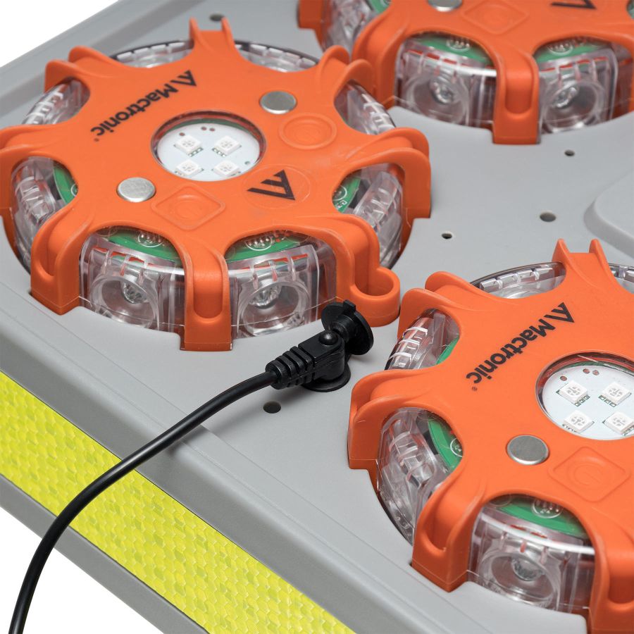 Комплект фонарей профессиональных Mactronic X-Flare (30 Lm) Red/Blue/Amber Recharg 12/220V (PSD0112)
