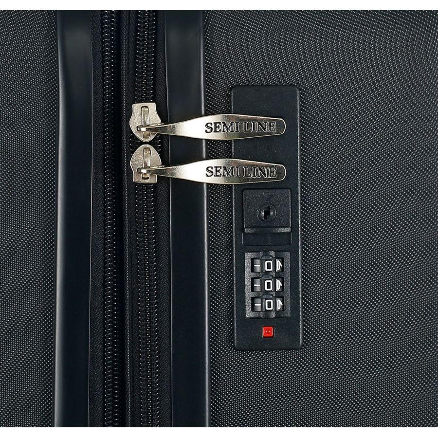 Чемодан Semi Line 20 44 л ABS-пластик расширение 20% 4 колеса код. замок ручная кладь Black