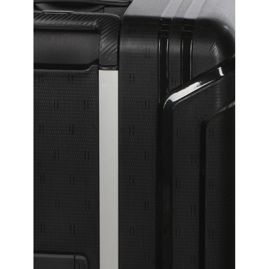 Чемодан средний M  полипропилен  Airtex 645 76л  68×47×28 см Черный