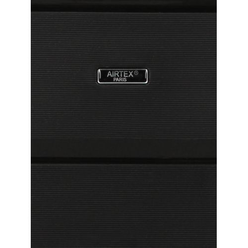 Чемодан большой L полипропилен Airtex 646 119л 79,5×52×30см  Черный