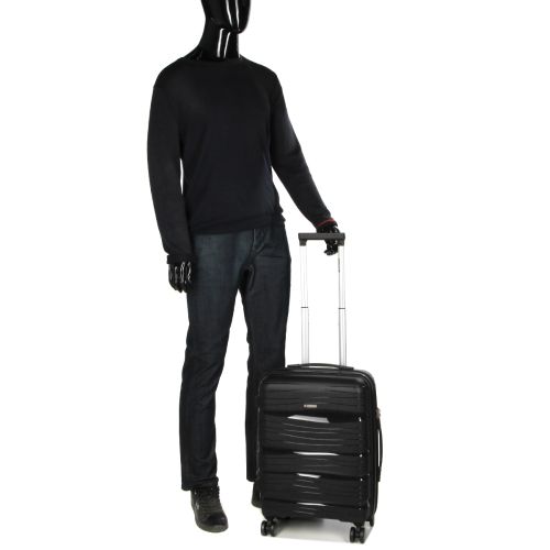 Чемодан маленький S полипропилен Worldline Airtex 283 56×33×22см 52л Черный