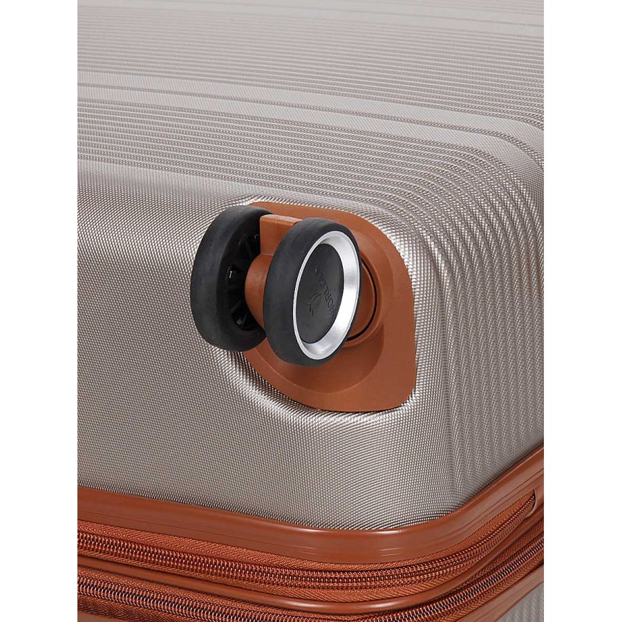 Чемодан большой L ABS-пластик Worldline Airtex 629 76×52×30см 110л Шампань