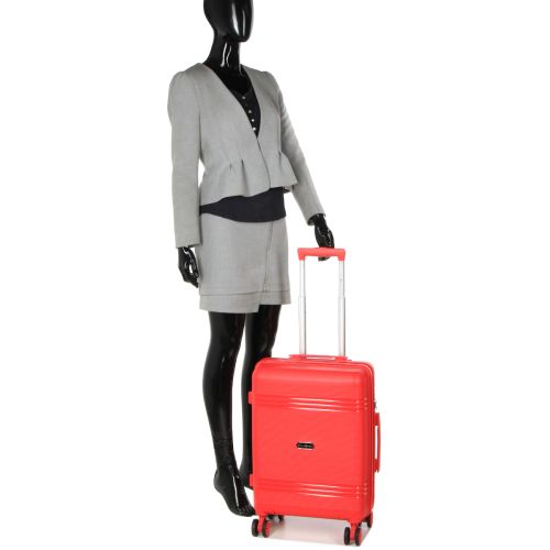 Чемодан маленький S полипропилен Snowball 21204 57×41×22см 36л Красный