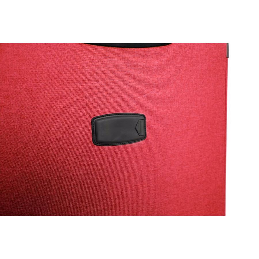 Чемодан средний M тканевый Snowball 31104 70×44×27см 74+13л Красный