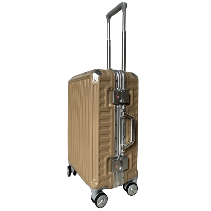 Чемодан маленький под ручную кладь S Milano bag 013 поликарбонат Шампань