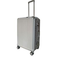 Чемодан средний M Milano bag 013 поликарбонат Серебряный