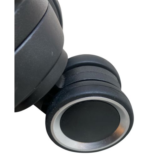 Чемодан большой Madisson Snowball 51203 полипропилен L Черный