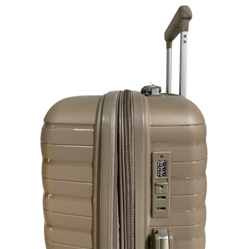 Чемодан большой Madisson Snowball 51203 полипропилен L Шампань