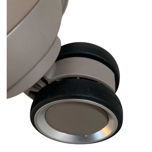 Чемодан большой Madisson Snowball 51203 полипропилен L Шампань