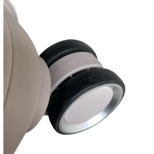 Чемодан средний M Madisson Snowball 51103 полипропилен Шампань