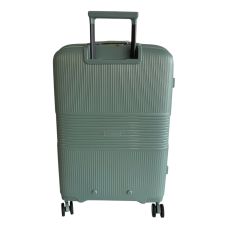 Чемодан средний Airtex 251 полипропилен M Салатовый