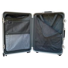 Чемодан Airtex 228 на 4 колесах поликарбонат кодовый замок TSA 4 колеса 360° объем 68 л серебристый