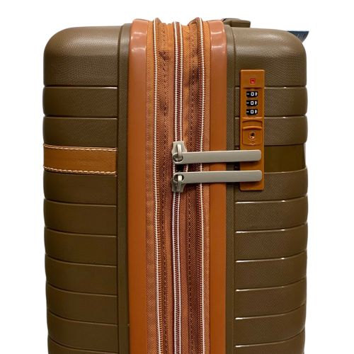 Чемодан компактный Madisson Snowball 63703 полипропилен Коричневый