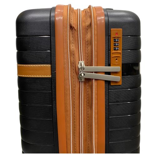 Чемодан компактный Madisson Snowball 63703 полипропилен Черный