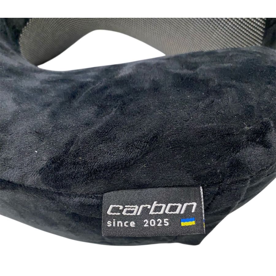 Подушка дорожная Carbon C5700 полиэстер Черный