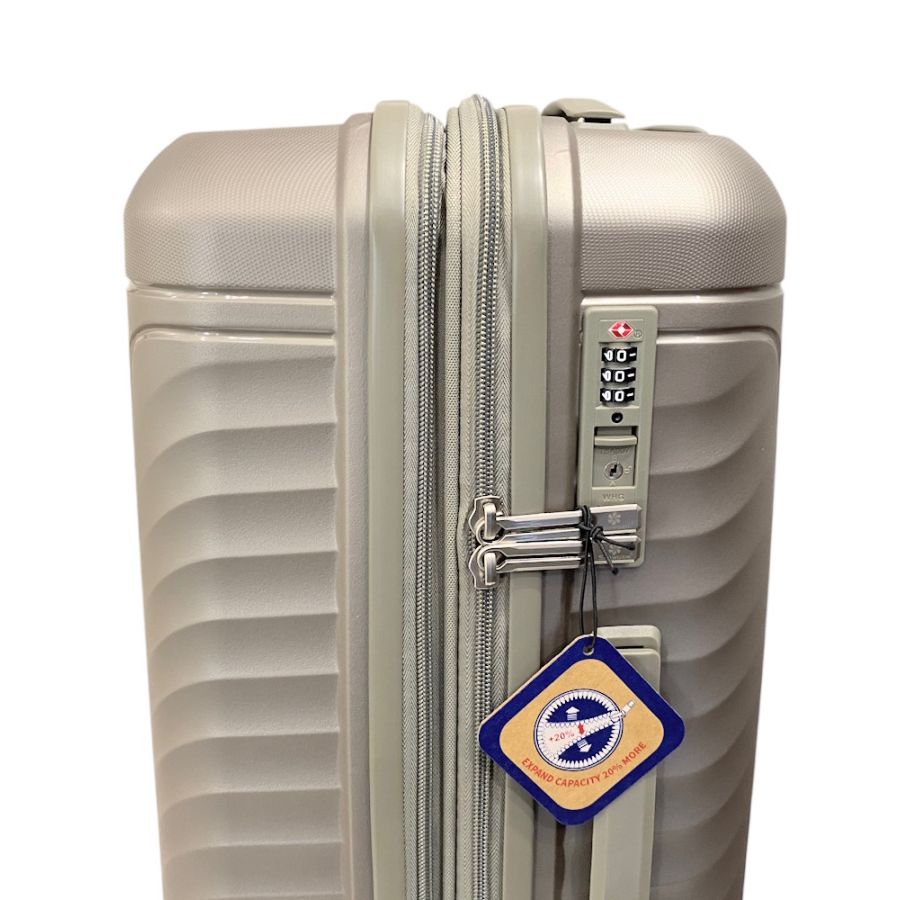 Чемодан маленький Snowball 49703 из полипропилена 36+9 л 55×39×22 см Шампань
