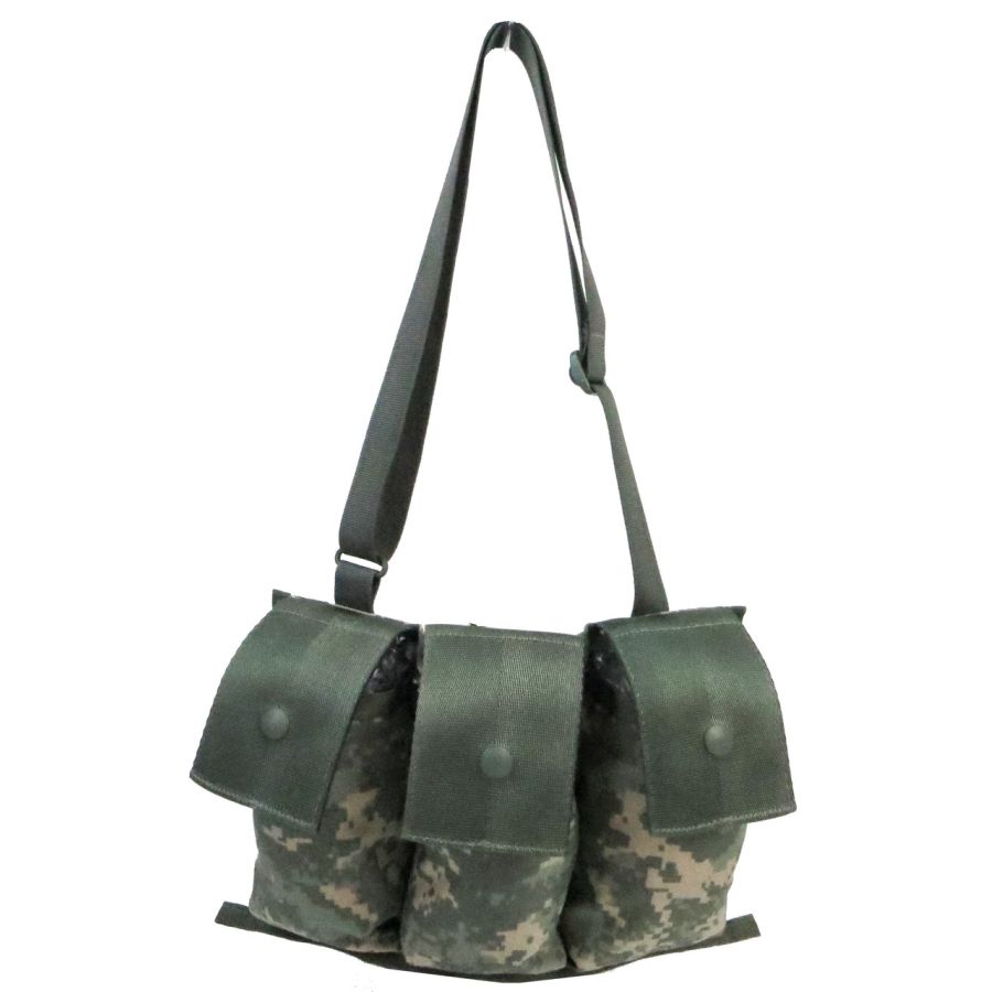 Подсумок тактический для трех магазинов М16, M4 Molle II Bandoleer Ammunition Pouch пиксель